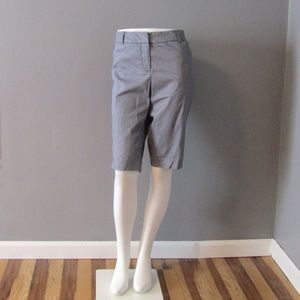 7th Avenue Design Studio Bermuda Shorts Size 10